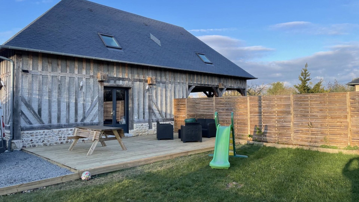 Beuzeville House | Chateau/Country House