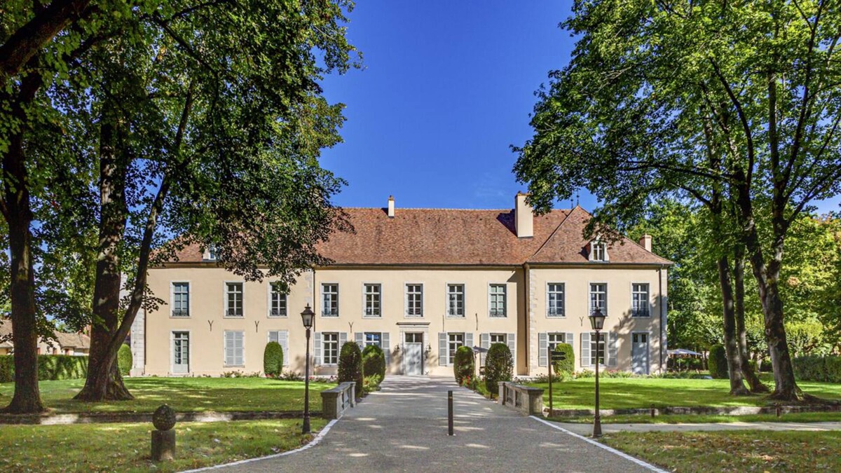 Saint-Loup-Geanges Other | Chateau De Reon - Nine Bedroom Castle, Sleeps 15