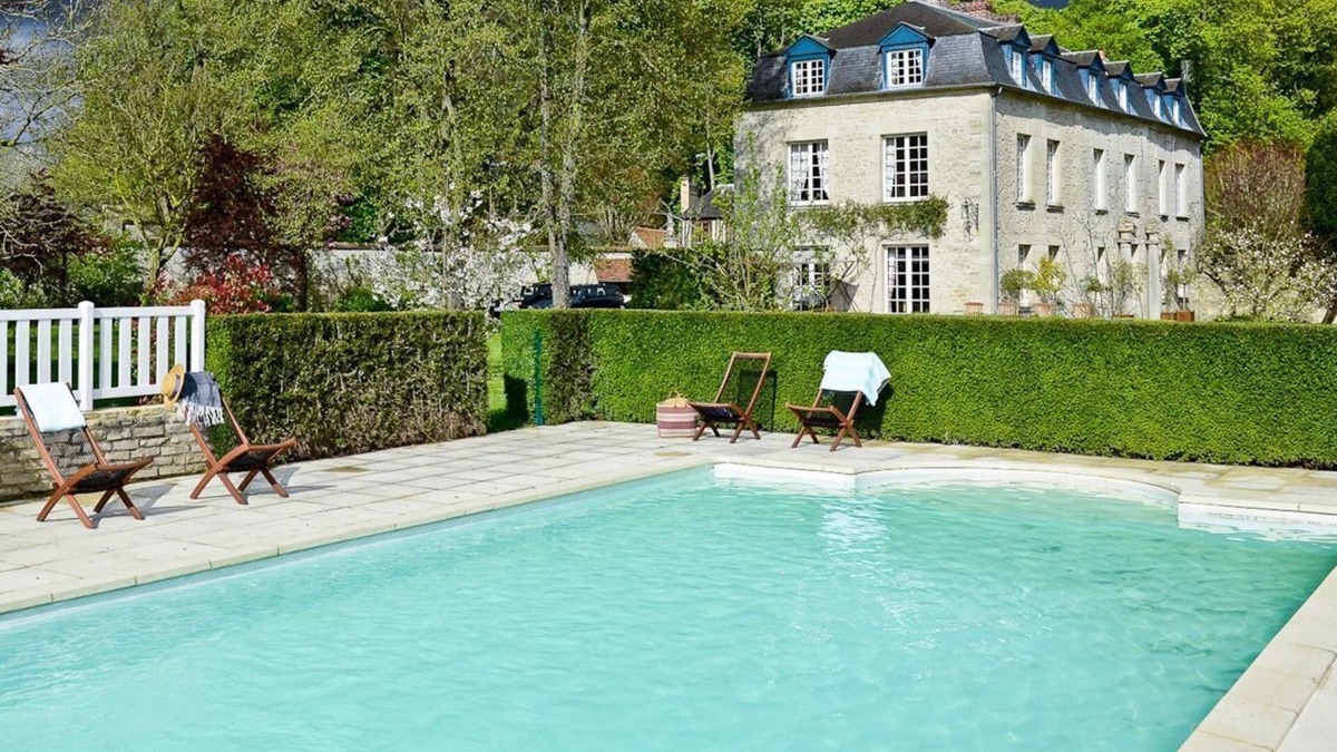 Ognon Other | Chateau De Garmeaux - Eight Bedroom Castle, Sleeps 17