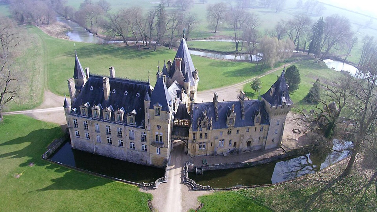 La Fermete House | Chateau de Prye