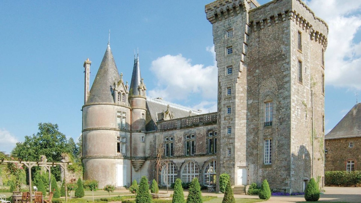 Sevremont Other | Chateau Des Poetes Keep