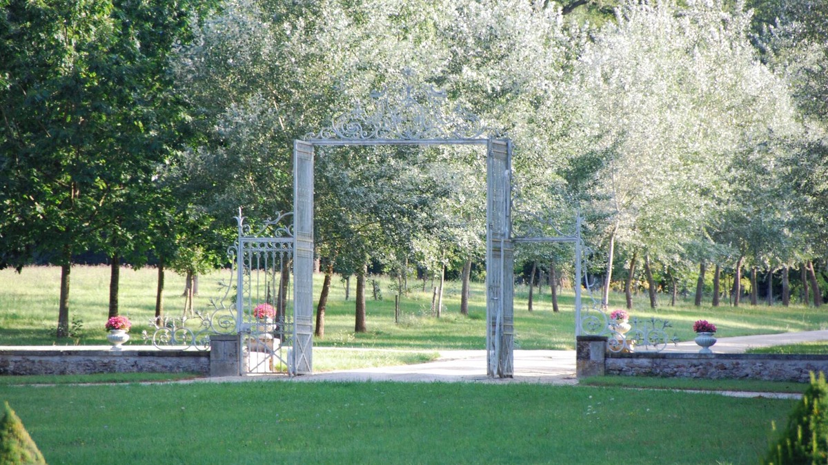 Lasse Other | Château en Anjou - An exceptional stay for families and friends