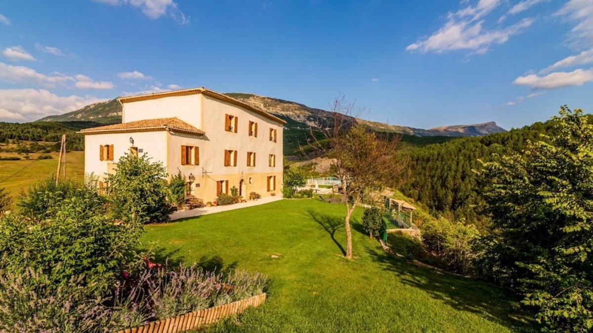 Saint-Andre-les-Alpes Other | Chateau De Culas - Seven Bedroom Castle, Sleeps 18