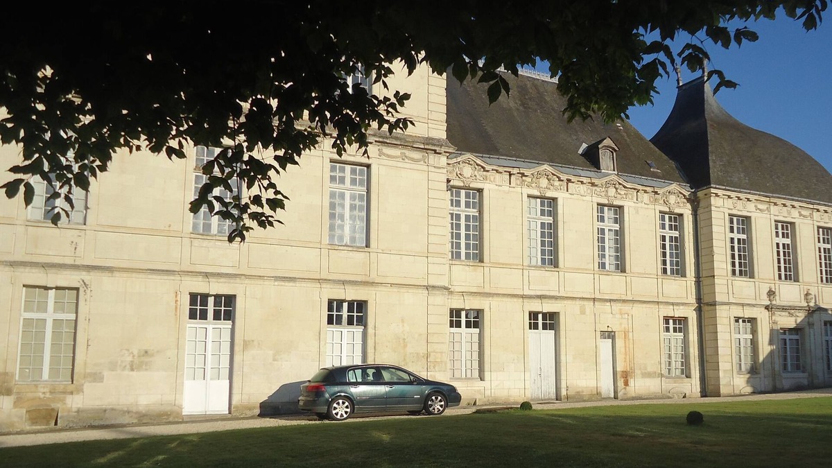 Bossay-sur-Claise House | Chateau La Rallière