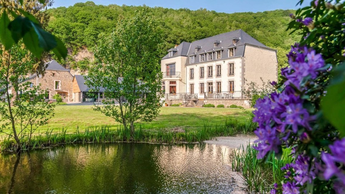 Vireux-Wallerand Other | Chateau Meuse - Twentyfour Bedroom Castle, Sleeps 60