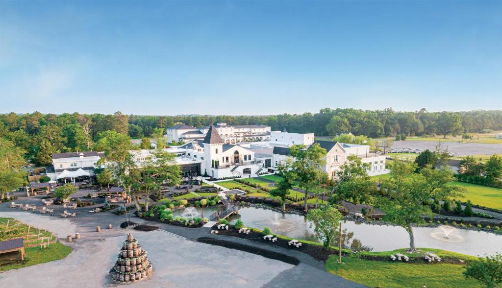 Egg Harbor City Hotel | Chateau Renault