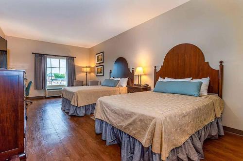 Downtown Historic Hotel | Chateau Saint Denis Hotel, a Trademark Collection by Wyndham