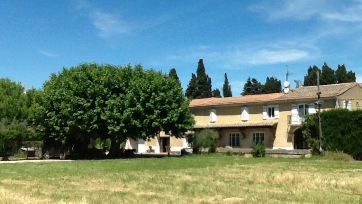 Chateaurenard Apartment | Chateaurenard: Apartment/flat - Chateaurenard