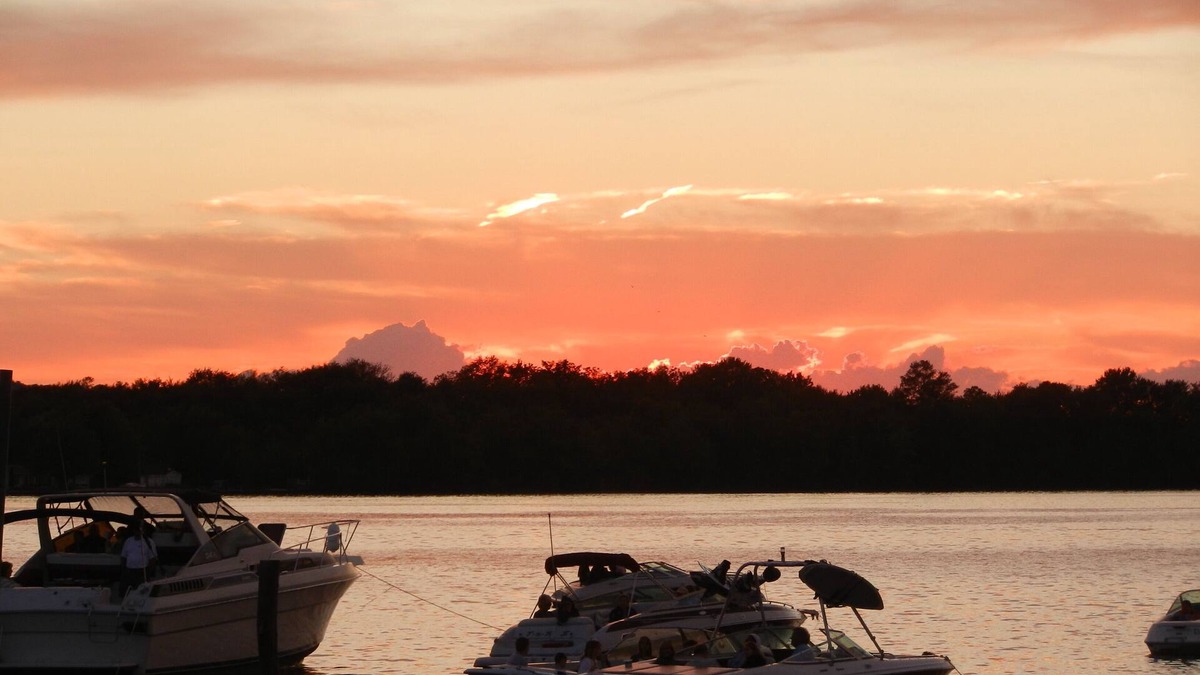 Dewittville Condo | Chautauqua Lake Condo - Renovated, Great Views - Check calendar for specials!