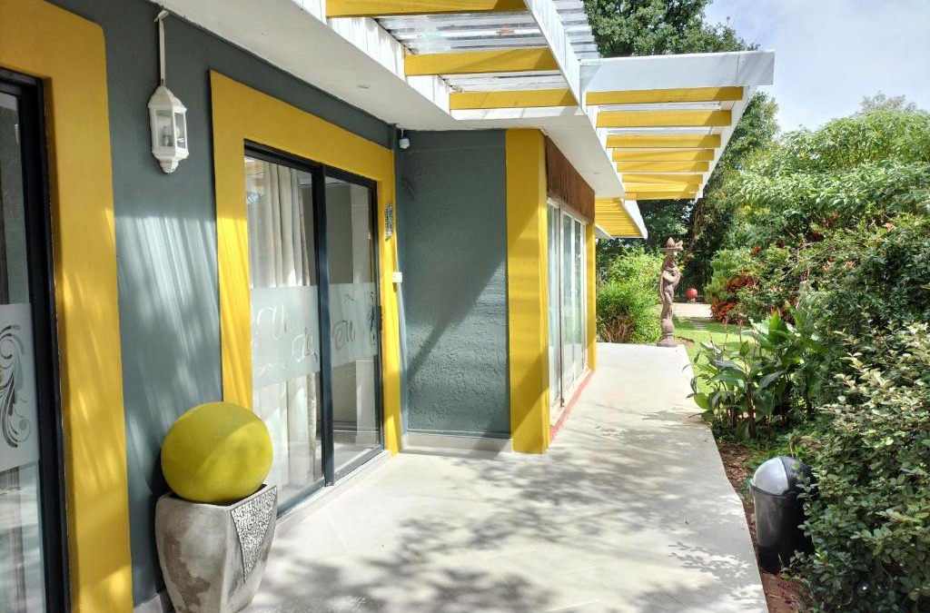 Universitas House | Che La Moir Guesthouse