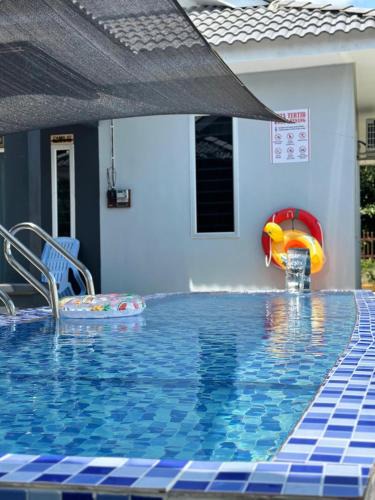 Kampung Siput House | Che Puan Homestay Baling - 2 unit house with kids pool
