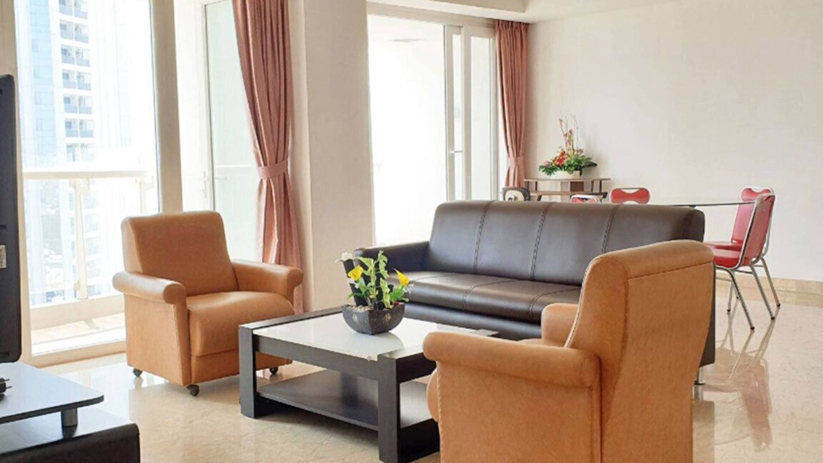 Old Jakarta Condo | CHEAP Spacious 200m Condo Near Business Center