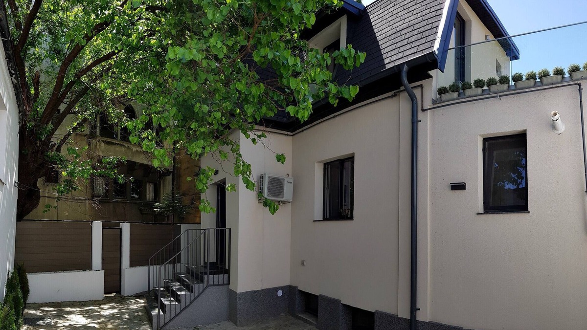 Bucharest City-Centre Villa | Check out the coolest villa in town