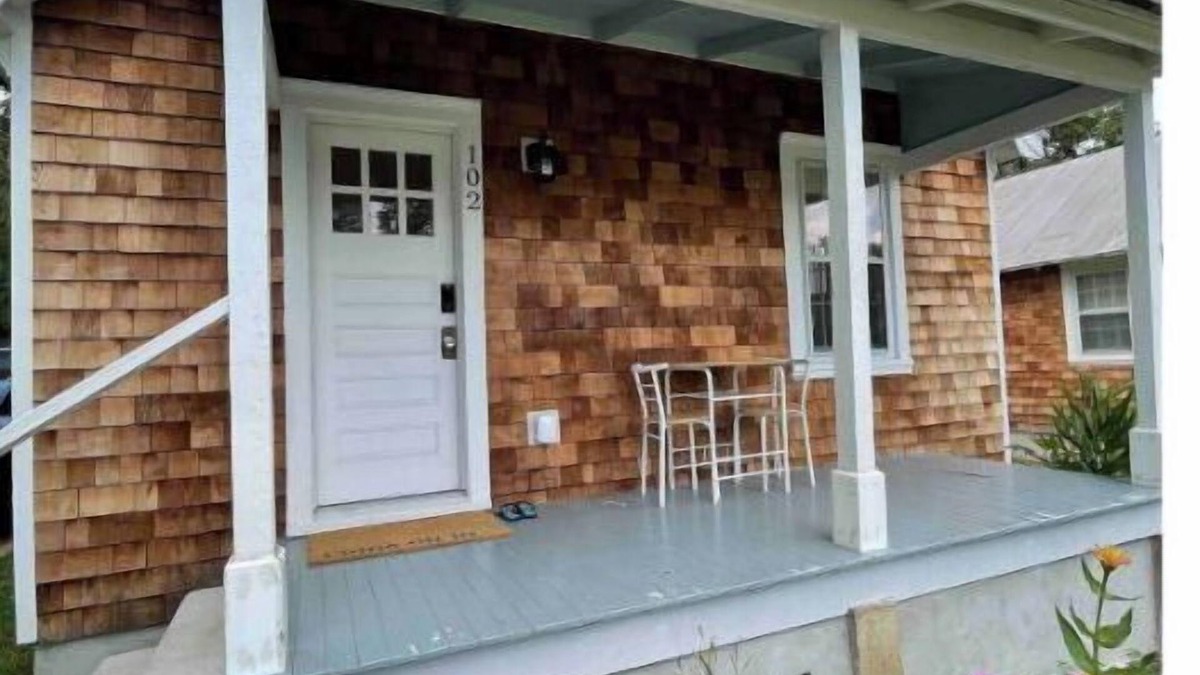 Edenton House | Cheerful 2-bedroom Edenton bungalow getaway
