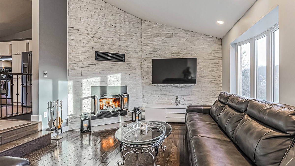 Prevost House | Cheerful 4 bedroom home with in-ground heated pool