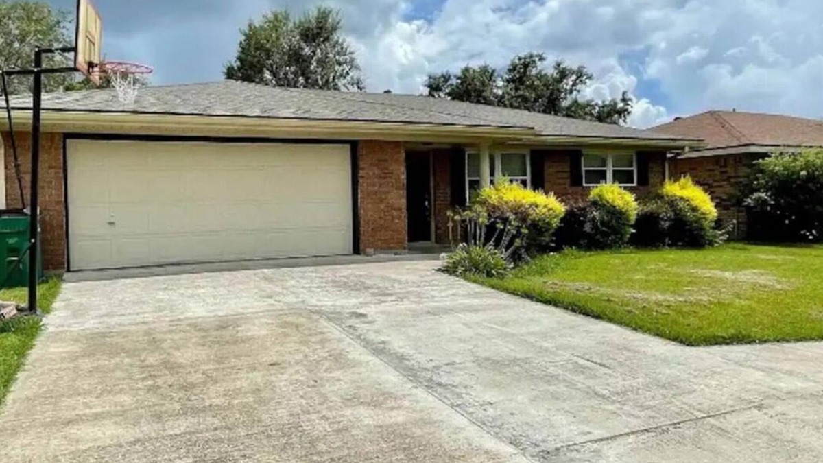 Morgan City House | Cheerful 4-Bedroom home with free parking
