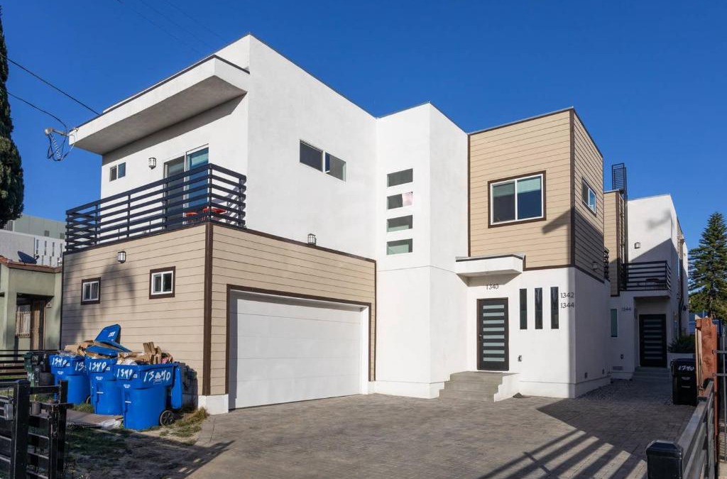 Little Armenia House | Cheerful 4BR home with parking in East Hollywood