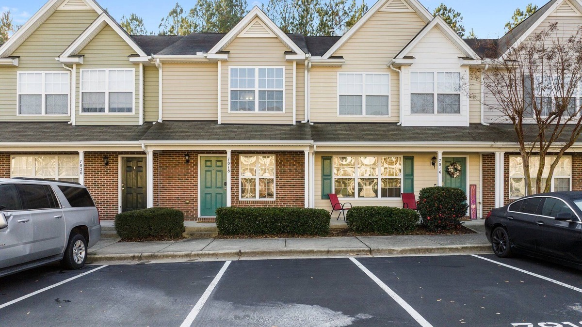 Northeast Raleigh House | Cheerful Abode