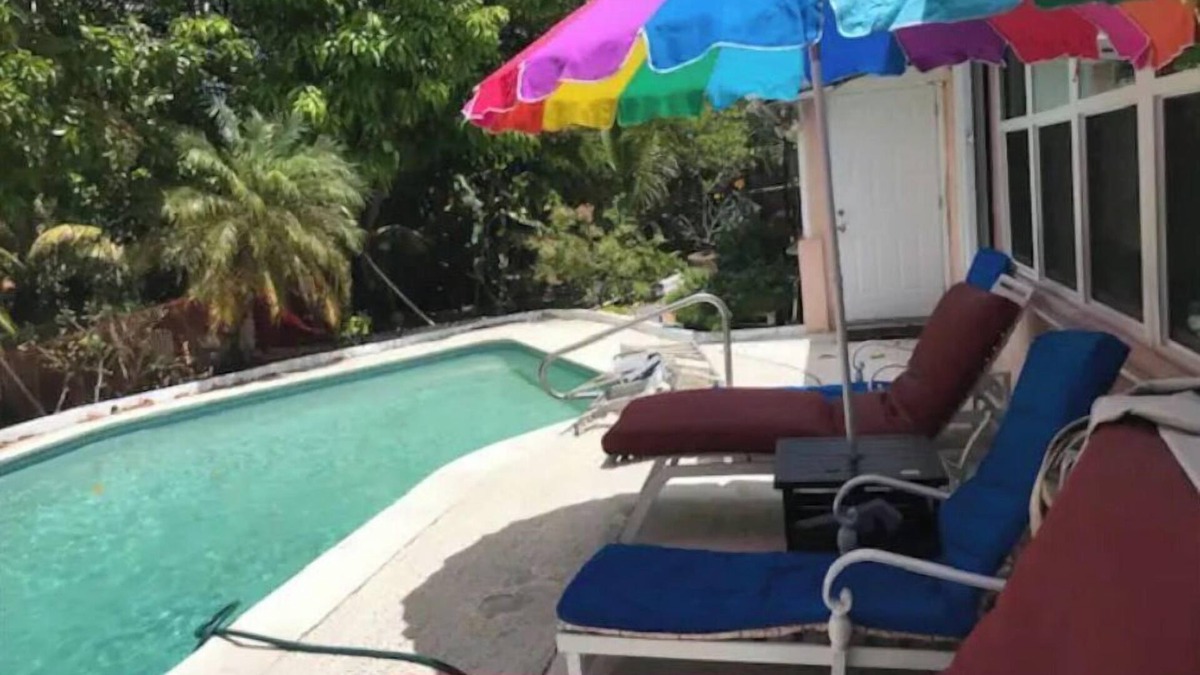 Lauderdale Lakes House | Cheerful and cozy 1 bedroom efficiency. Private