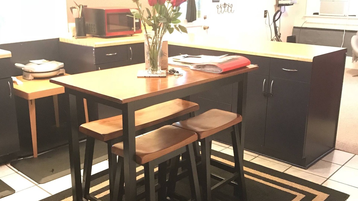 Historic Montford Apartment | Cheerful Home In Downtown Asheville Historic Neighborhood