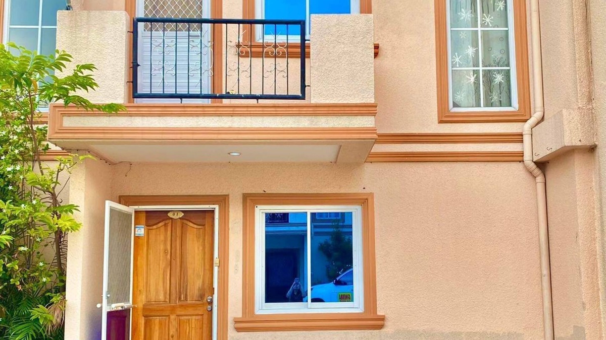 Bauang Villa | Cheerful Home Villa - Cheapest but Super Worth