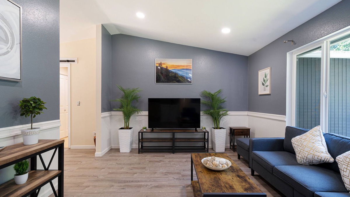 Education Hill House | Cheerful house near Redmond downtown