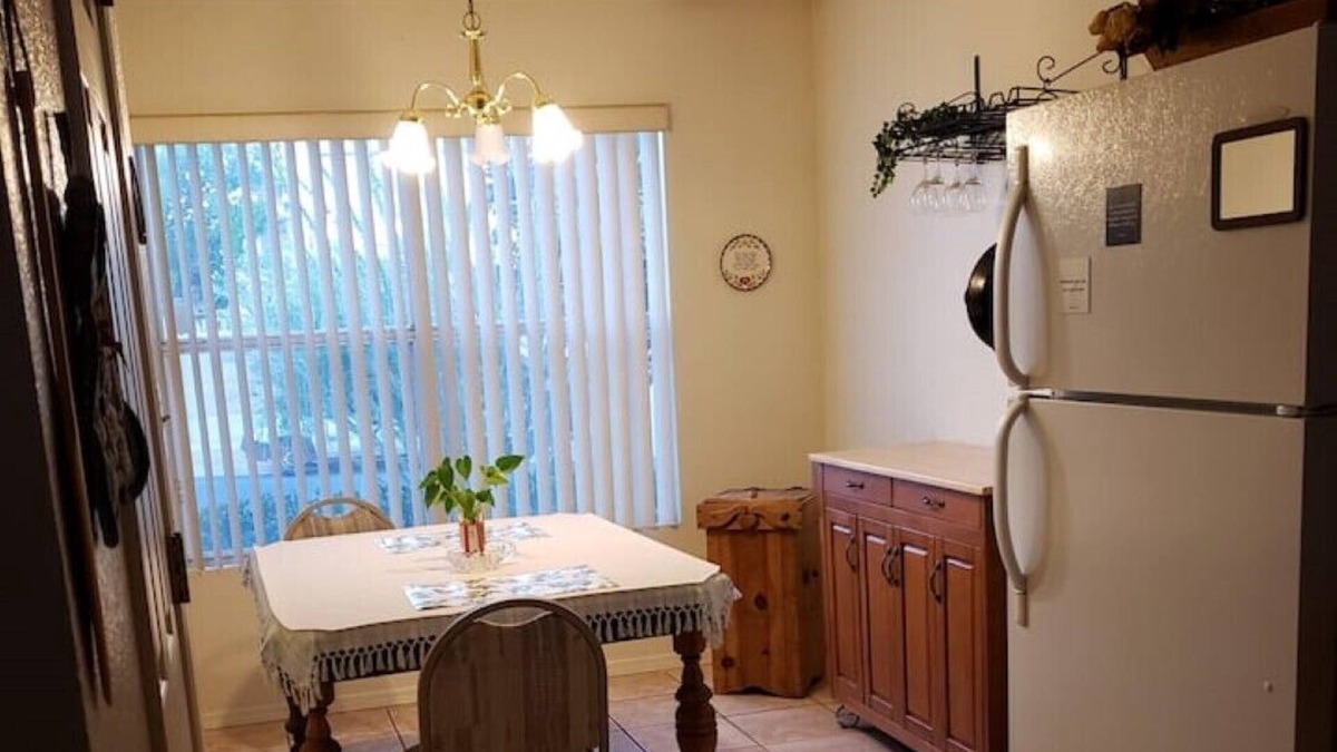 Westside House | Cheerful NM style home with indoor fireplace