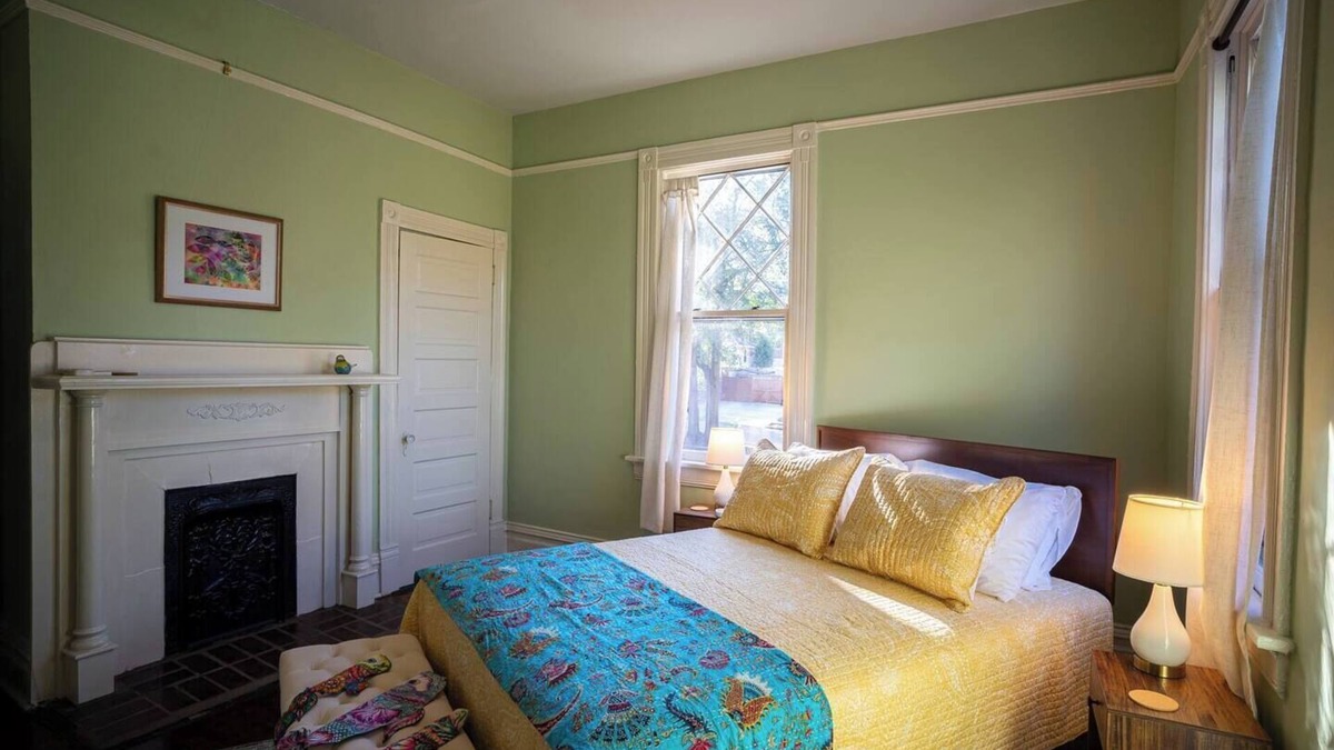 Summerville Apartment | Cheerful, sunny historic stay