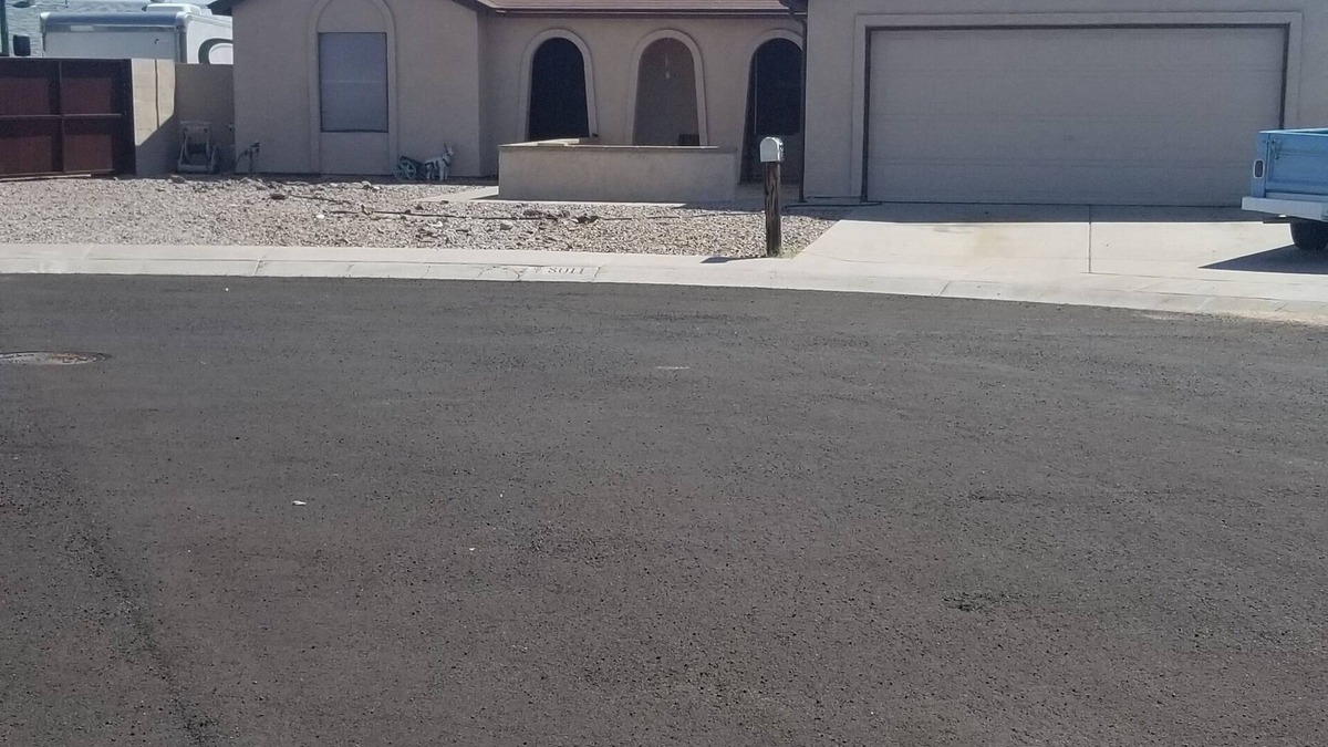 Glendale House | Cheerful two bedroom Home near Superbowl Stadium 1¼ miles