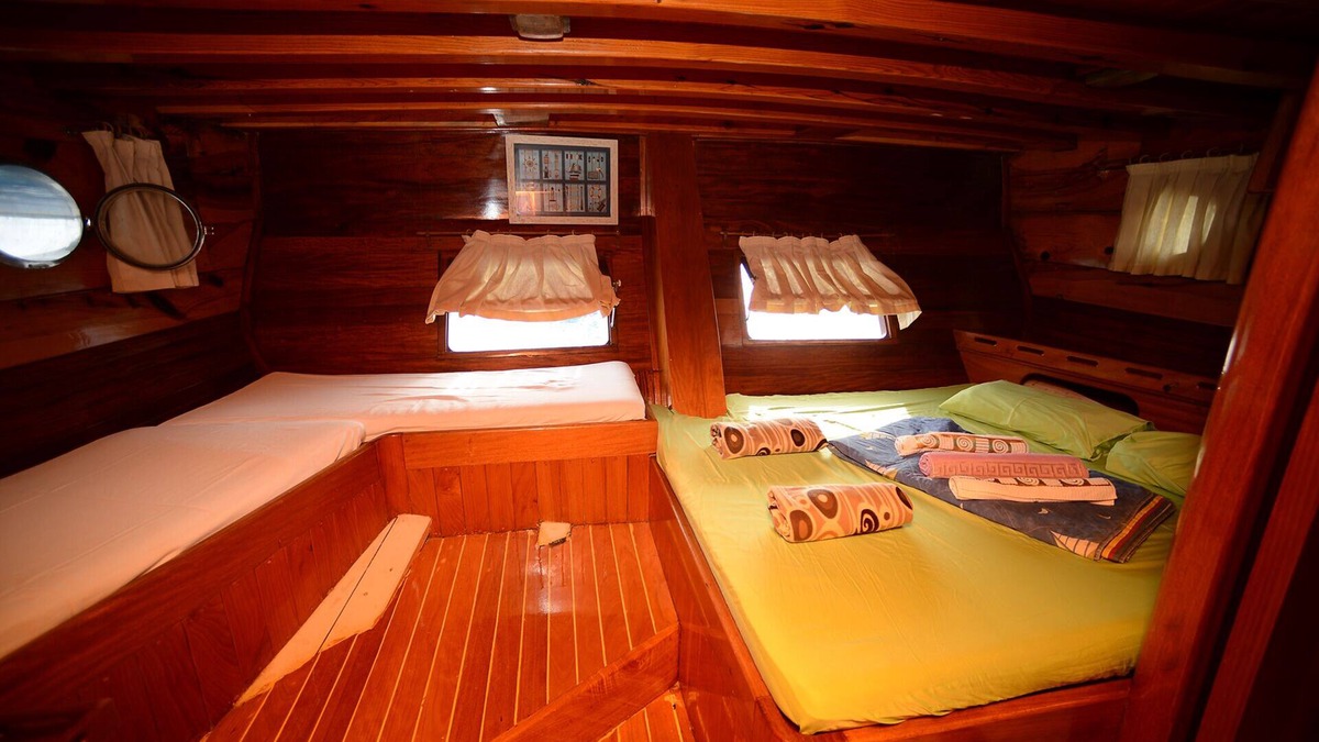 Fethiye City Center Boat Rental | Cheers Gulet Private Charter for overnight stays