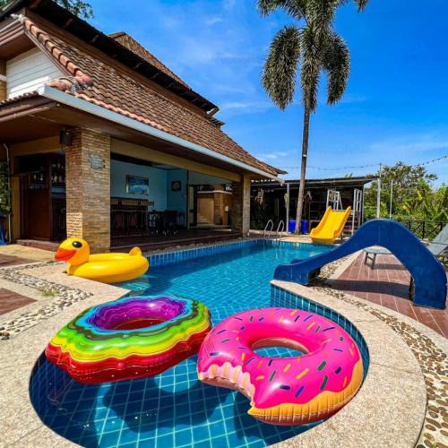Ratsada House | Cheeva Pool Villa Phuket