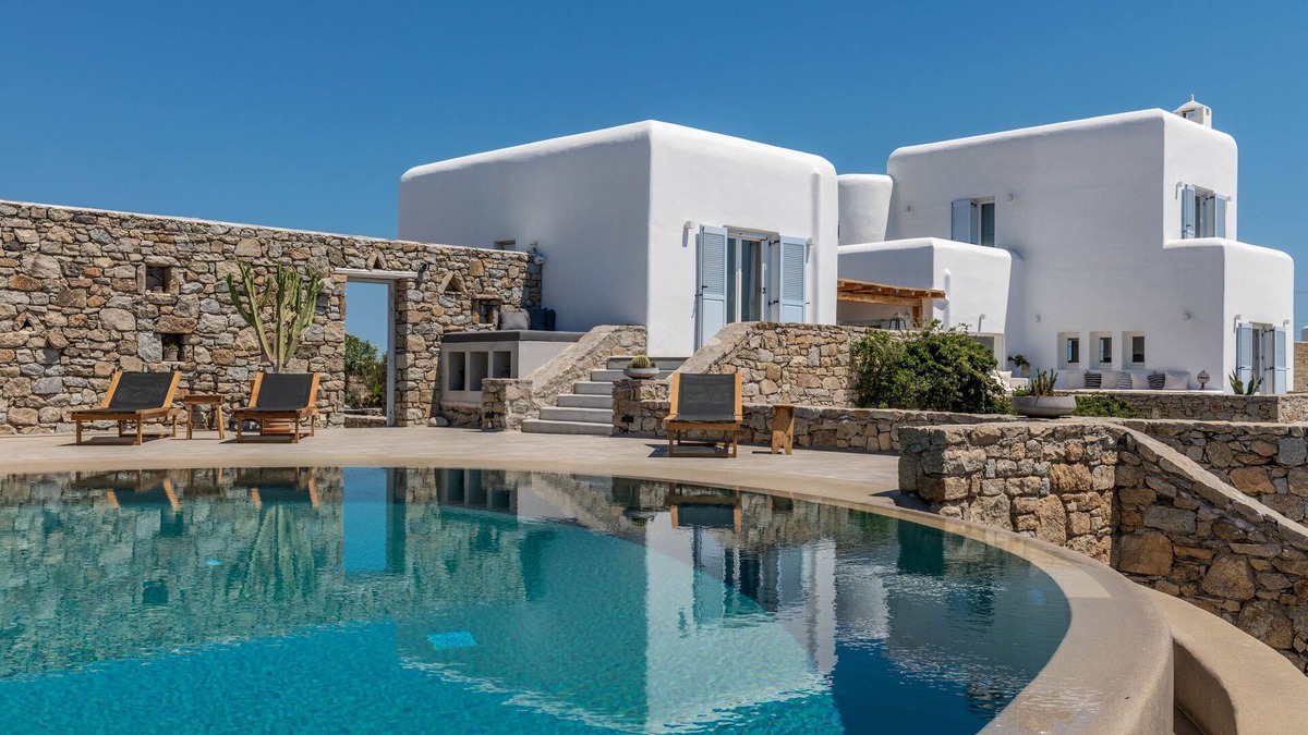 Paraga Villa | Chef included by Fantasia Villas: Villa Ava
