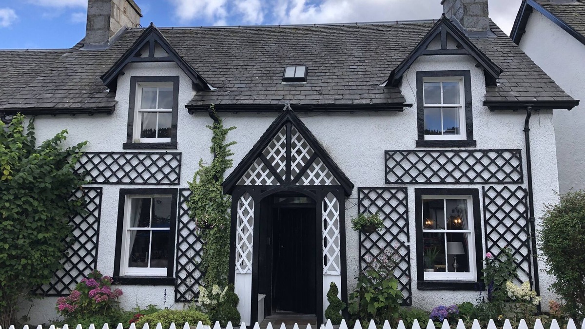 Kenmore Cottage | Chefs cottage. Idyllic 18th century cottage.