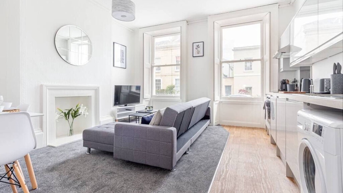 Montpellier Apartment | Cheltenham City Centre - 1 Bedroom Apartment