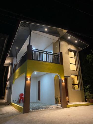 Santander House | ChemRald Guesthouse
