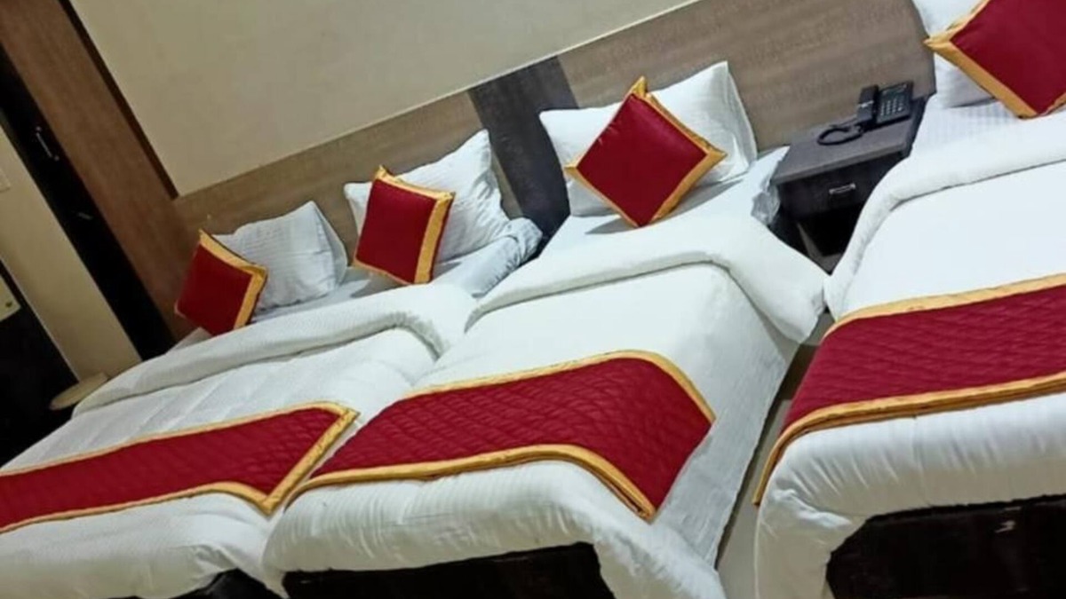 Koyambedu House | Chennai guest house