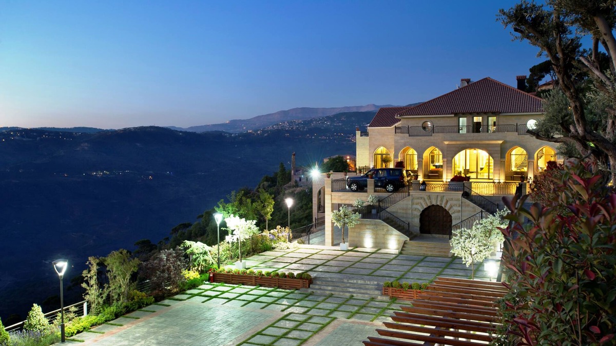 Qraiye Hotel | Cherry Blossom Boutique Hotel