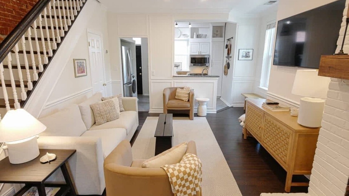 Stanton Park House | Cherry Blossom Charm
