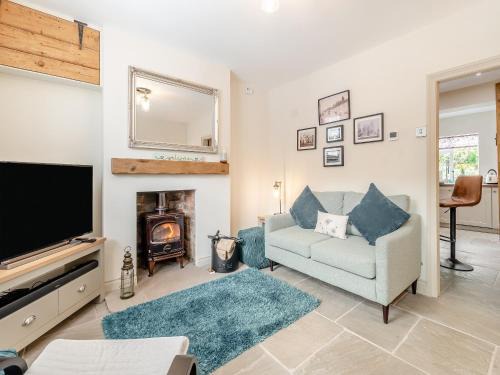 Cherry Burton House | Cherry Blossom Cottage