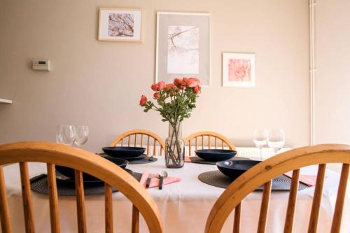 Zagreb Apartment | Cherry Flower - suburban area Zagreb