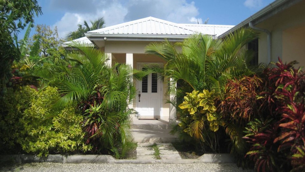 Marine Gardens Apartment | Cherry Garden Villa Apartment - private pool in desirable Rockley Beach location