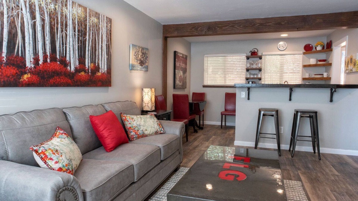 Flagstaff Apartment | Cherry Getaway, newly renovated, downtown