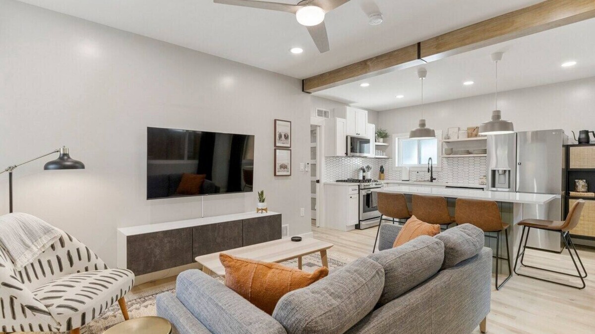 Cherry Street House | Cherry Street Getaway