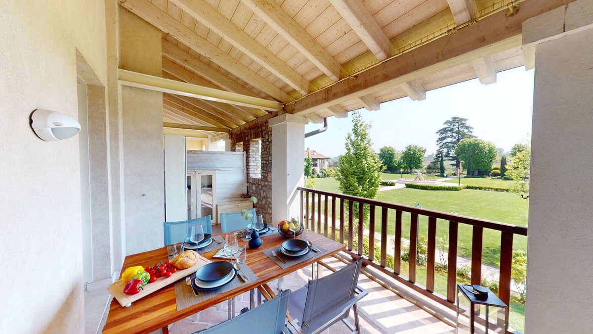 Pozzolengo Apartment | Chervò Golf By Bookinggardalake