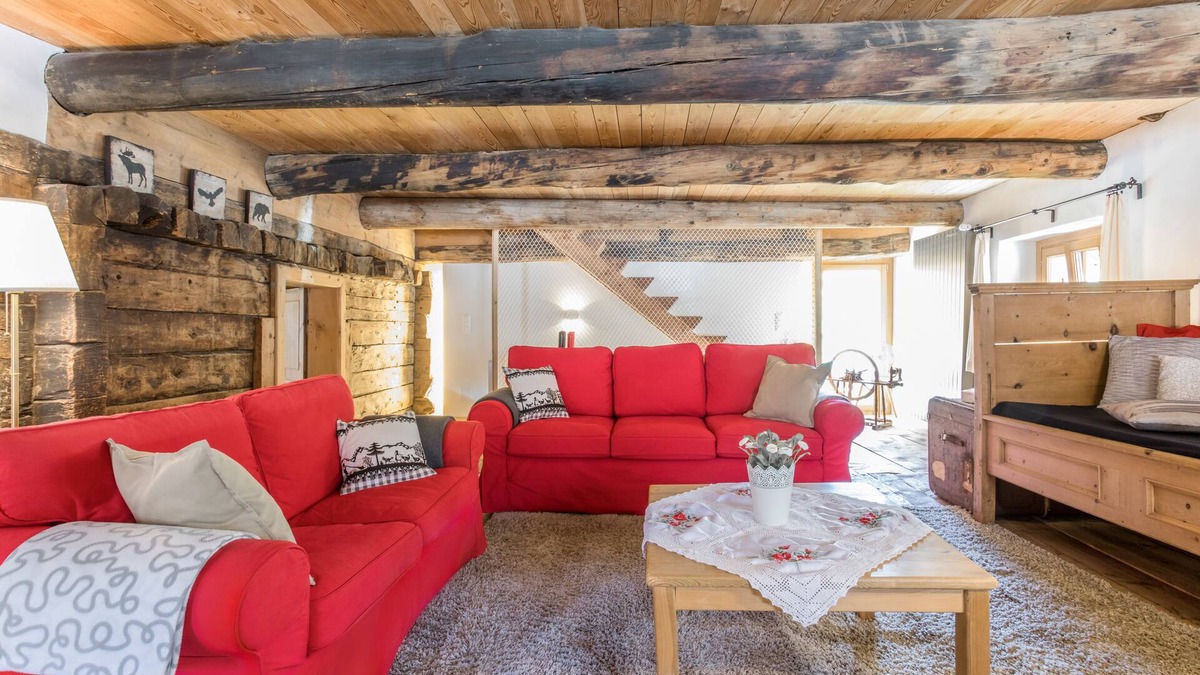 Zuoz House | Chesa Paulina: Grosszügiges Engadinerhaus vom 1550
