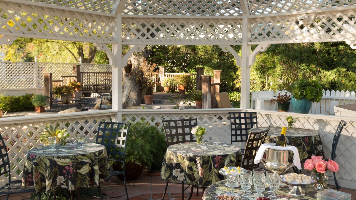 Oak Park Bed & Breakfast | Cheshire Cat Inn & Cottages