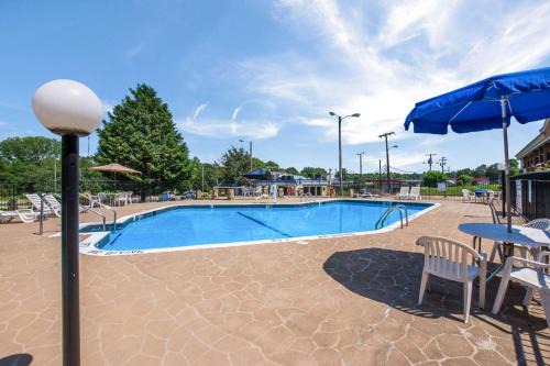 Gastonia Hotel | Chester Inn