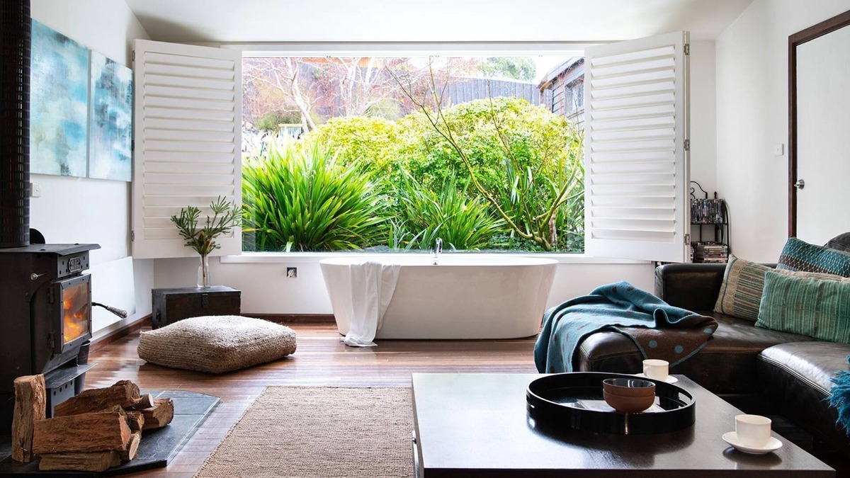 Daylesford Apartment | Chestnut Daylesford-Log fire place, spa bath and close to all of Daylesford's attractions