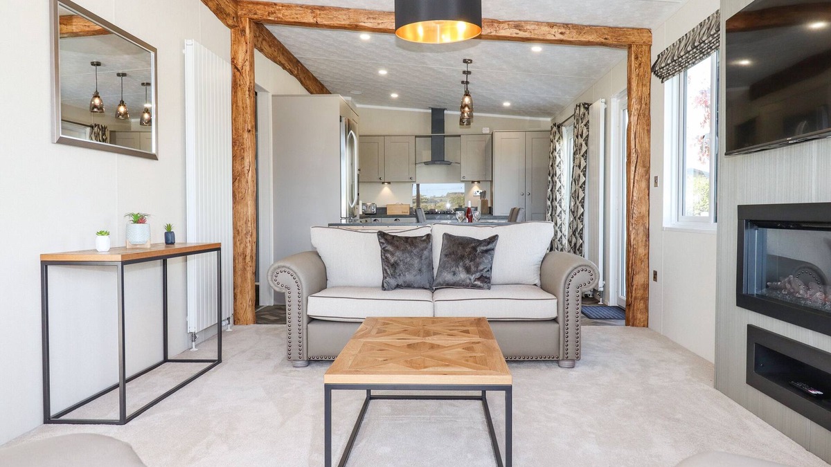 Teigngrace Cottage | Chestnut Lodge