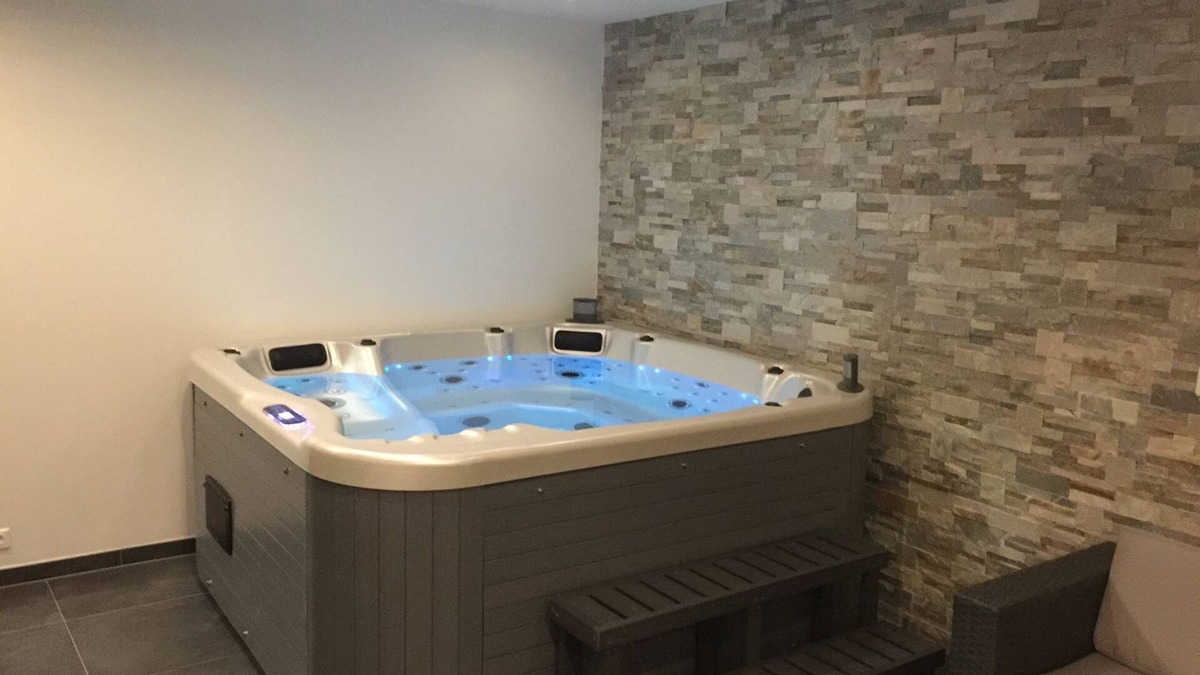 Neuve-Eglise Apartment | Chez Alice - Gite Alsace Pool Jacuzzi Spa